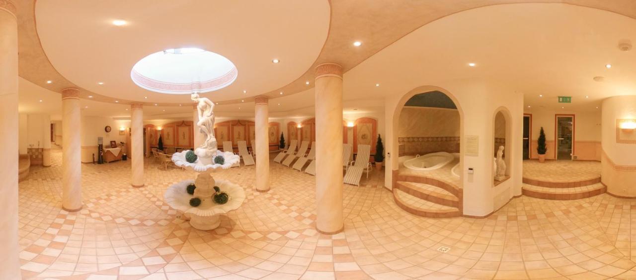 โฮเทล เซนทรัล Hotel เซเฟลด์ อิน ทิโรล ภายนอก รูปภาพ